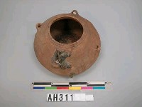 藏品(東漢至六朝  四繫平底陶罐)的圖片